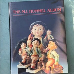 The M.I. Hummel Album Book